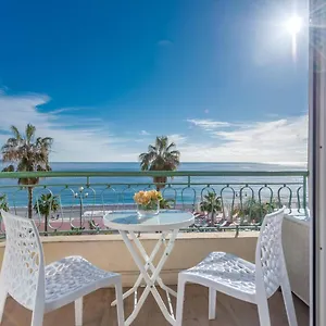 Appartement Modern Sea View On Promenade Des, Nice
